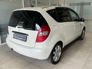 2012 Mercedes-Benz A-Класс 180 II (W169) Рестайлинг, белый, 630000 рублей, вид 4