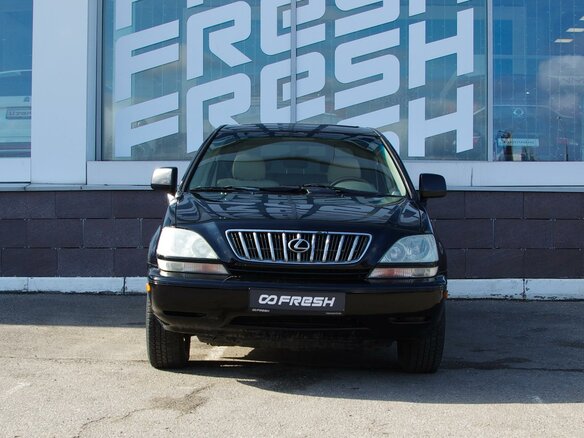 2003 Lexus RX 300 I, чёрный - вид 2