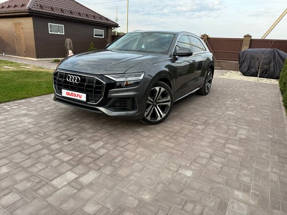 2018 Audi Q8 55 TFSI I (4M), серый, 5100000 рублей - вид 1