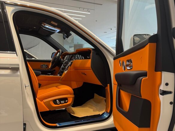 2026 Rolls-Royce Cullinan I Рестайлинг (Series II), белый, 50000000 рублей - вид 15