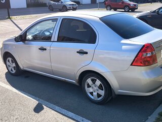 2006 Chevrolet Aveo I Рестайлинг, серебристый, 250000 рублей, вид 2