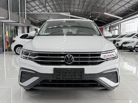 2023 Volkswagen Tiguan L II Рестайлинг (China Market), белый, 2143000 рублей, вид 2