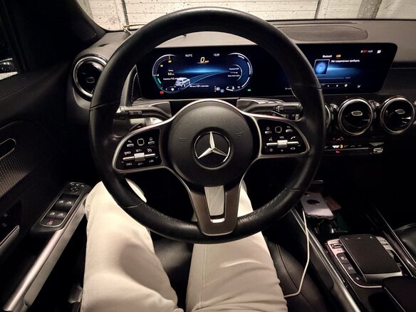 2020 Mercedes-Benz GLB 200 I (X247), чёрный, 2850000 рублей - вид 5