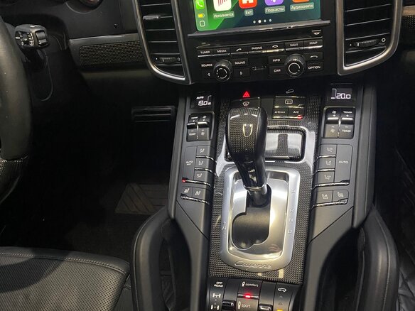 2016 Porsche Cayenne Diesel II Рестайлинг (958), красный - вид 12