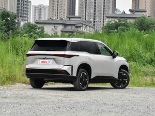 2026 Toyota bZ3X 58.3 kWh, серебристый, 2680000 рублей, вид 5