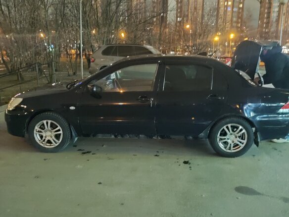 2005 Mitsubishi Lancer IX, чёрный, 300000 рублей - вид 4