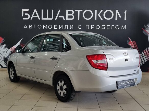 2018 Lada (ВАЗ) Granta I, серебристый - вид 5