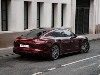 2022 Porsche Panamera 4S II Рестайлинг, красный, 12350000 рублей, вид 2