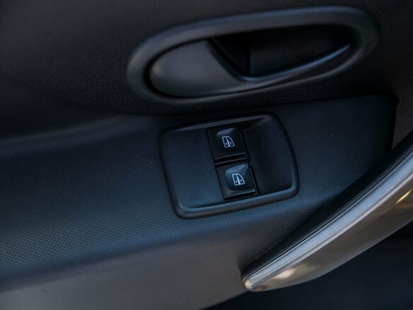 2015 Renault Sandero Stepway II, зелёный - вид 22