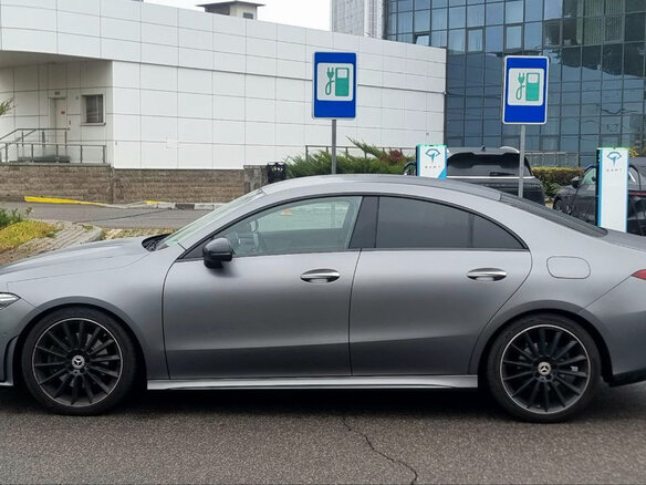 2020 Mercedes-Benz CLA 200 II (C118, X118), серый, 3399000 рублей - вид 3