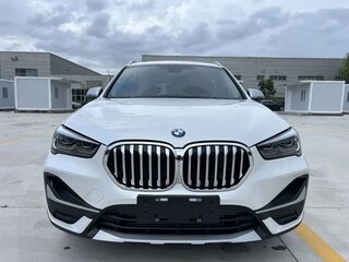 2022 BMW X1 Long 20Li sDrive II (F48) Рестайлинг, белый, 2190000 рублей, вид 2
