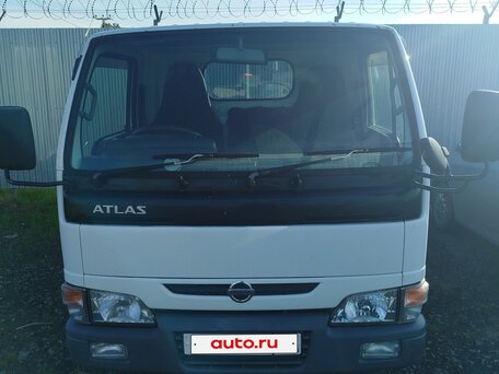 2003 Nissan Atlas, белый, 1650000 рублей, вид 3