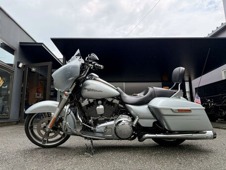 2014 Harley-Davidson Street Glide Special, серебристый, 1399000 рублей, вид 1