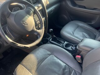 2001 Hyundai Santa Fe I, чёрный, 330000 рублей, вид 4