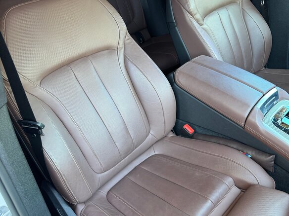 2020 BMW X6 40i III (G06), белый, 8000000 рублей - вид 11