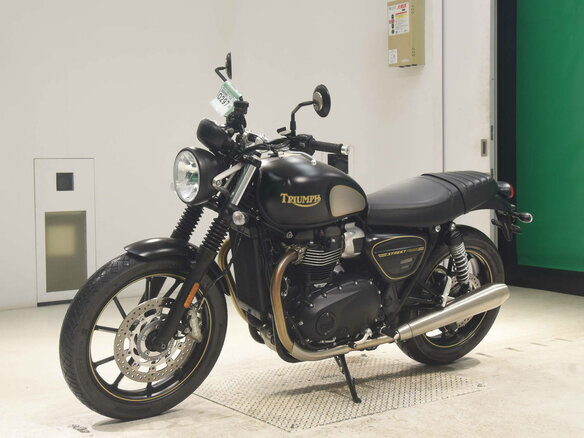 2021 Triumph Street Twin, чёрный, 820000 рублей - вид 3