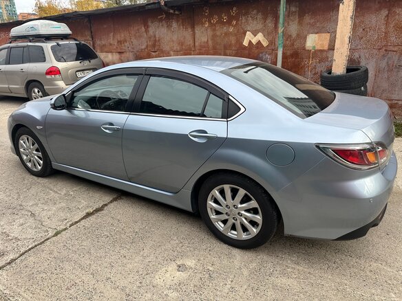 2011 Mazda 6 II (GH) Рестайлинг, голубой, 1600000 рублей - вид 4