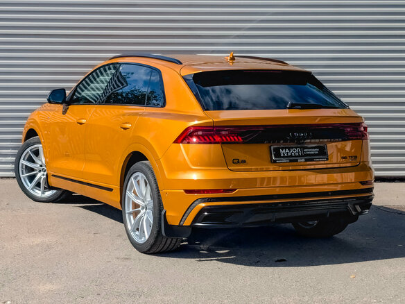 2018 Audi Q8 55 TFSI I (4M), оранжевый, 5150000 рублей - вид 7