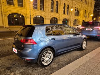 2013 Volkswagen Golf VII, голубой, 1070000 рублей, вид 4