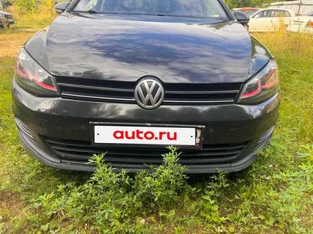 2014 Volkswagen Golf VII, чёрный, 750000 рублей, вид 3