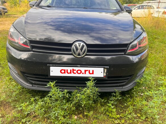 2014 Volkswagen Golf VII, чёрный - вид 2