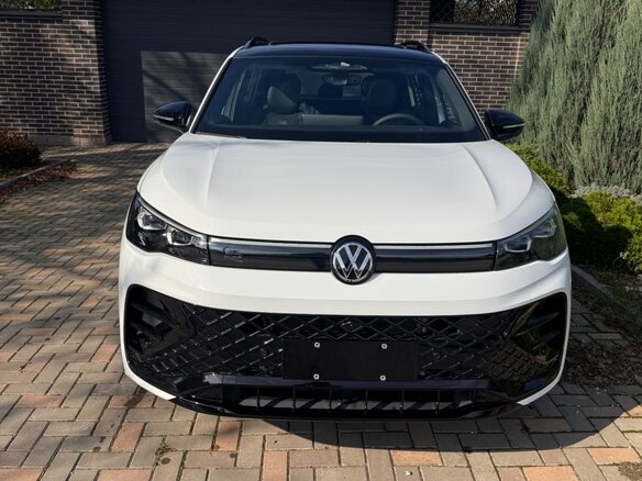 2026 Volkswagen Tiguan L Pro III (China Market), белый, 4900000 рублей - вид 1