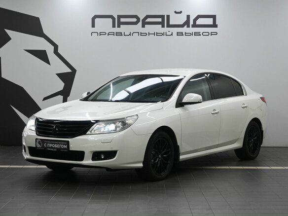 2010 Renault Latitude I, белый, 779900 рублей