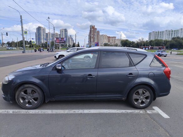 2010 Kia Ceed I Рестайлинг, серый, 550000 рублей - вид 3