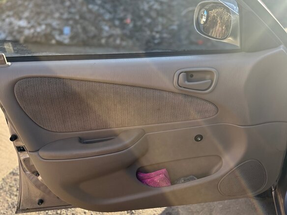 2000 Toyota Corolla VIII (E110) Рестайлинг, серебристый, 300000 рублей - вид 7
