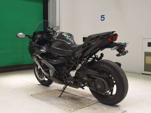 2018 Kawasaki Ninja H2 SX, серый, 1377000 рублей - вид 5