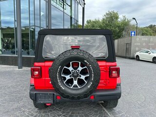 2019 Jeep Wrangler IV (JL), красный, 4200000 рублей, вид 4