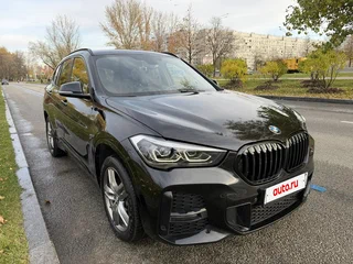2020 BMW X1 20i xDrive II (F48) Рестайлинг, чёрный, 3387000 рублей, вид 2