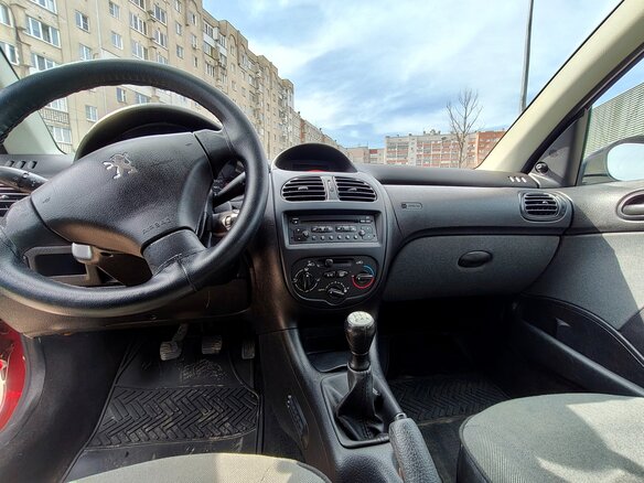 2009 Peugeot 206, красный, 299000 рублей - вид 5
