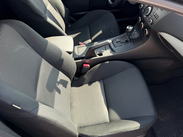 2013 Mazda 3 II (BL) Рестайлинг, серый, 790000 рублей - вид 12