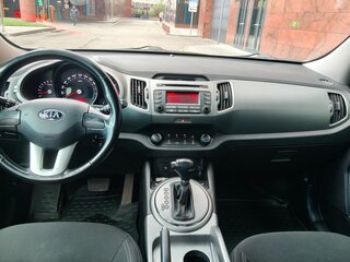 2015 Kia Sportage III Рестайлинг, серебристый, 1300000 рублей, вид 5