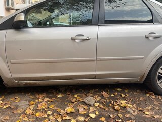 2007 Ford Focus II Рестайлинг, серебристый, 350000 рублей, вид 2