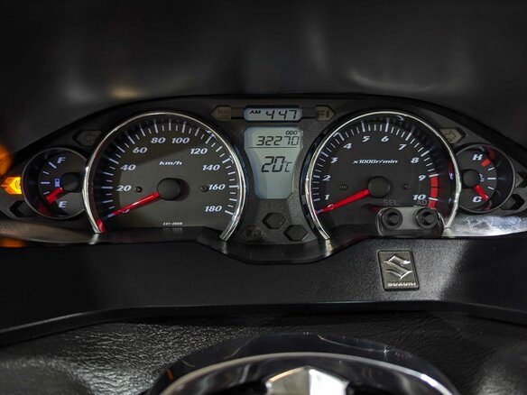 2014 Suzuki Burgman (SkyWave) 400, серый, 395000 рублей - вид 9