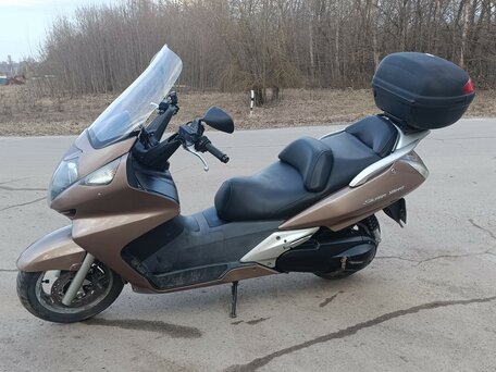 2001 Honda Silver Wing 600, серебристый, 300000 рублей, вид 2