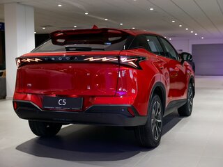 2026 Omoda C5 II, красный, 2579000 рублей, вид 3