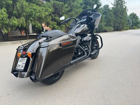 2020 Harley-Davidson Road Glide Special, коричневый, 3000000 рублей, вид 5