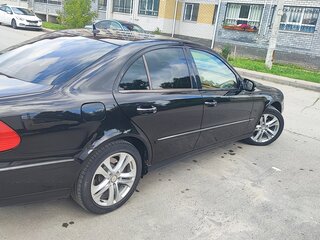2007 Mercedes-Benz E-Класс 230 III (W211, S211) Рестайлинг, чёрный, 1100000 рублей, вид 4