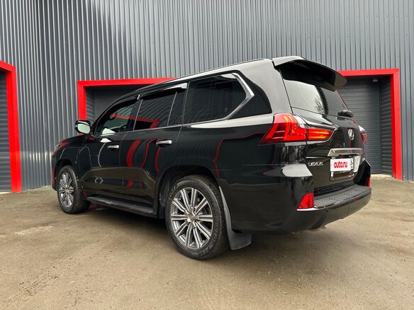 2016 Lexus LX 570 III Рестайлинг 2, чёрный, 8399000 рублей - вид 6