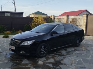 2013 Toyota Camry VII (XV50), чёрный, 1650000 рублей, вид 2