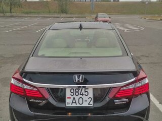 2016 Honda Accord IX Рестайлинг, чёрный, 2600000 рублей, вид 5