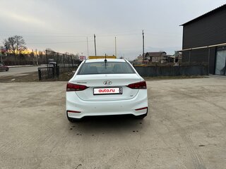 2018 Hyundai Solaris II, белый, 1500000 рублей, вид 3