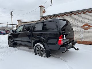 2014 Toyota Hilux VII Рестайлинг, чёрный, 3400000 рублей, вид 4