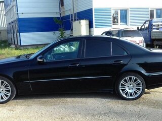 2006 Mercedes-Benz E-Класс 350 III (W211, S211) Рестайлинг, чёрный, 1300000 рублей, вид 4
