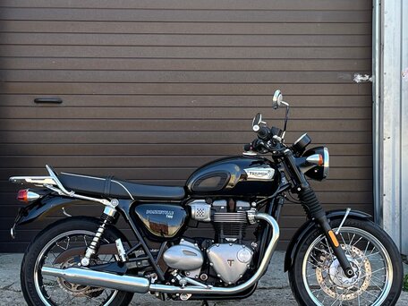 2019 Triumph Bonneville T100, чёрный, 850000 рублей, вид 2