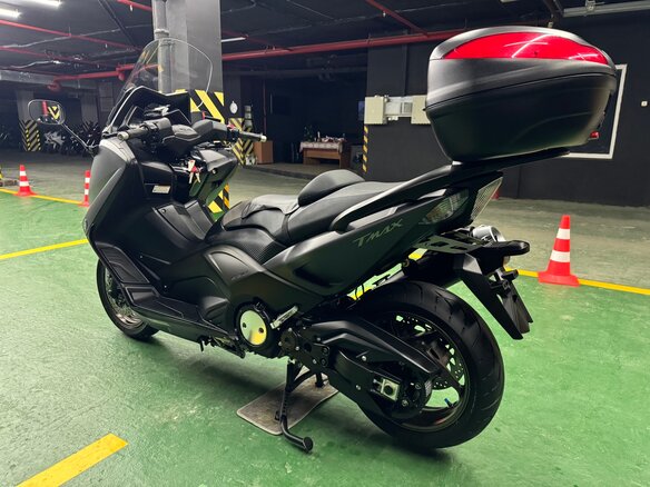 2012 Yamaha TMAX, серый, 750000 рублей - вид 17