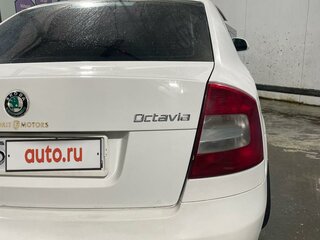 2011 Skoda Octavia II (A5) Рестайлинг, белый, 545000 рублей, вид 5